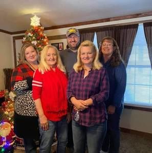 Meet your Posher, Linda